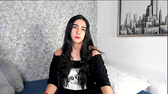 Snapshot of Anika_H chatting on 04/04/26, 12:02 Anika H online show from 04/04/26, 12:02