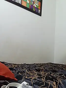 Anika H online show from 07/27/26, 06:09