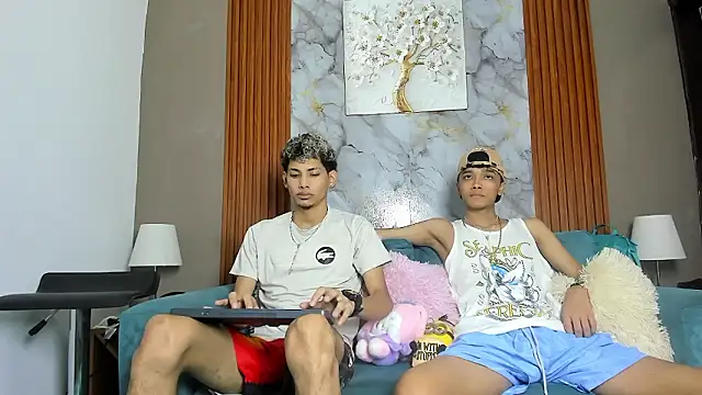 Snapshot of YOUNG_BOYS_HELL chatting on 03/11/26, 01:11 YOUNG BOYS HELL online show from 03/11/26, 01:11