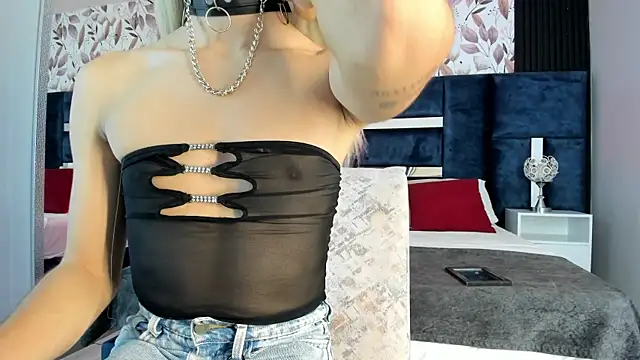 PerlaRogerss  online show from 06/12/26, 11:31