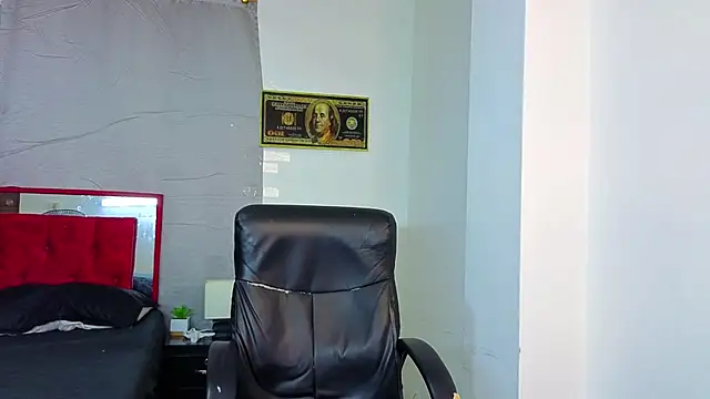goodgirlxxl online show from 07/01/26, 12:56