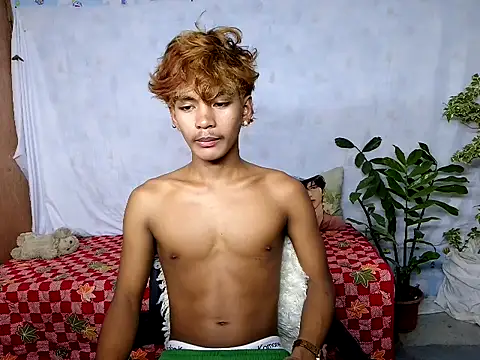adorableasianboy69 online show from 07/15/26, 08:41