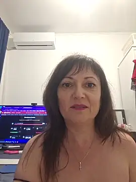 Snapshot of SaraGina chatting on 03/19/26, 09:24 SaraGina online show from 03/19/26, 09:24