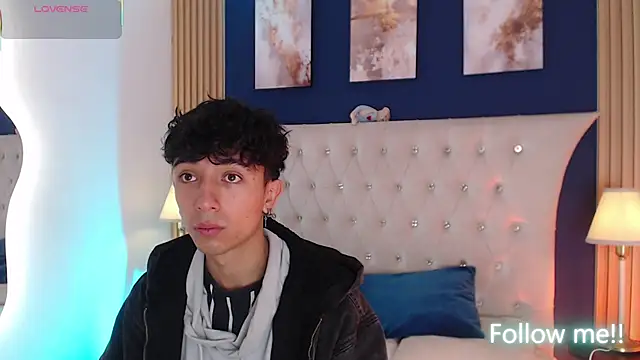 Snapshot of Aiden_Rivers_ chatting on 04/25/26, 12:52 Aiden Rivers online show from 04/25/26, 12:52