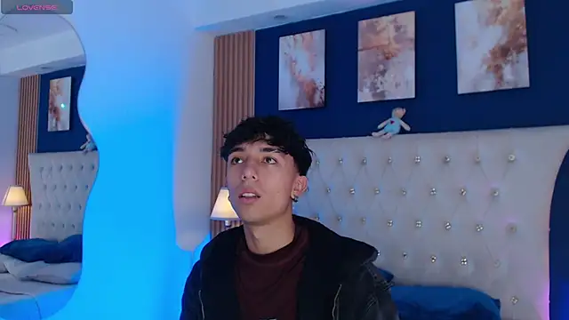 Snapshot of Aiden_Rivers_ chatting on 05/09/26, 12:54 Aiden Rivers online show from 05/09/26, 12:54