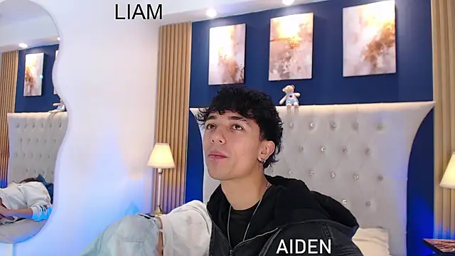 Snapshot of Aiden_Rivers_ chatting on 05/23/26, 01:15 Aiden Rivers online show from 05/23/26, 01:15