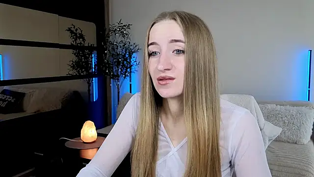 Oxy Foxie online show from 06/08/26, 01:55