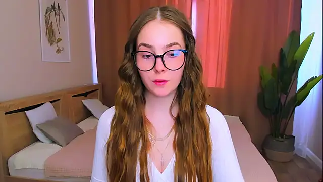 Snapshot of Maddy_Wood_ chatting on 04/01/26, 03:53 Maddy Wood online show from 04/01/26, 03:53