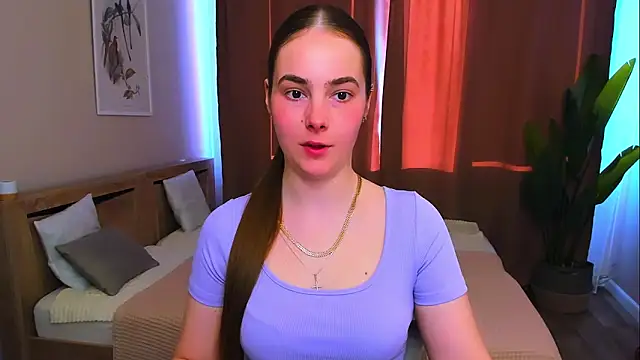 Snapshot of Maddy_Wood_ chatting on 04/18/26, 03:27 Maddy Wood online show from 04/18/26, 03:27