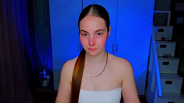 Snapshot of Maddy_Wood_ chatting on 05/23/26, 03:16 Maddy Wood online show from 05/23/26, 03:16
