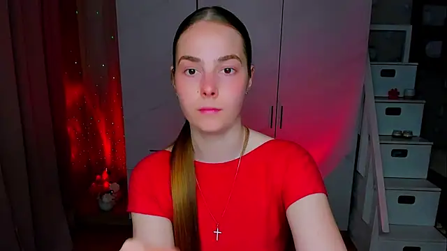 Snapshot of Maddy_Wood_ chatting on 05/24/26, 04:23 Maddy Wood online show from 05/24/26, 04:23