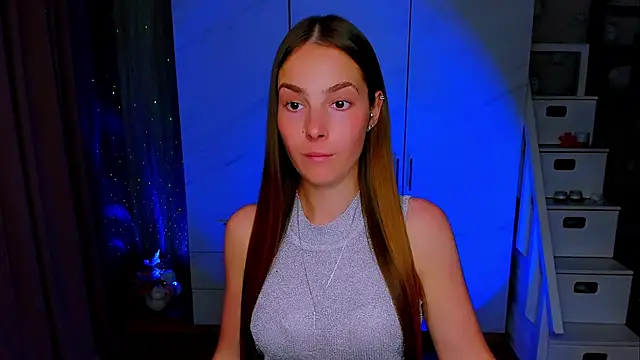 Maddy Wood  online show from 07/22/26, 04:21