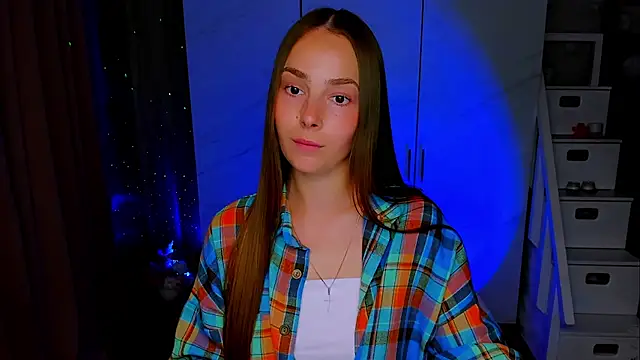 Maddy Wood  online show from 07/26/26, 04:47