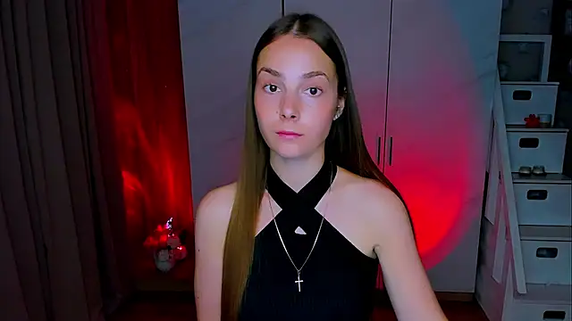Maddy Wood  online show from 07/28/26, 07:39