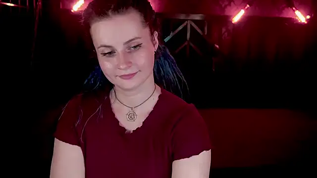 Snapshot of AlisaGracee chatting on 05/11/26, 04:04 AlisaGracee online show from 05/11/26, 04:04