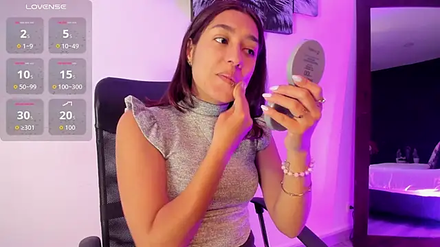 Mia Iron online show from 06/10/26, 12:48