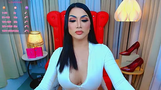 Laureen Hilton online show from 07/28/26, 05:01