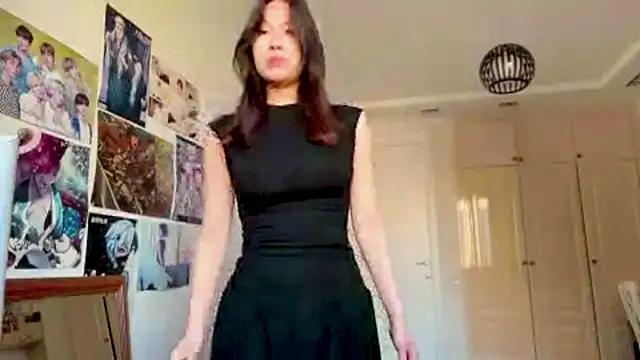 HannaOreo online show from 06/15/26, 09:00
