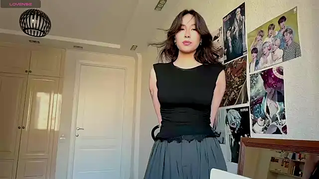 HannaOreo online show from 07/15/26, 09:03
