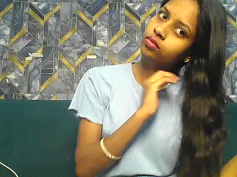 Snapshot of Rani1993 chatting on 03/23/26, 05:28 Rani1993 online show from 03/23/26, 05:28