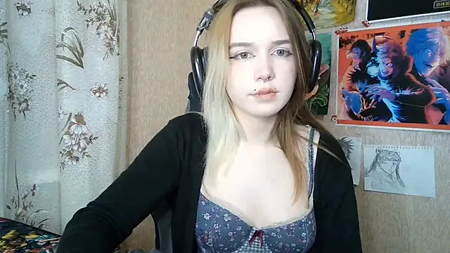Snapshot of MilaTyan chatting on 04/30/26, 08:57 MilaTyan online show from 04/30/26, 08:57