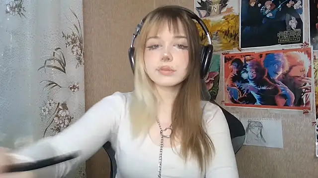 Snapshot of MilaTyan chatting on 06/12/26, 03:11 MilaTyan online show from 06/12/26, 03:11