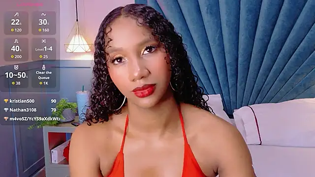 Snapshot of Chloe-Rose- chatting on 05/28/26, 06:10 Chloe-Rose- online show from 05/28/26, 06:10