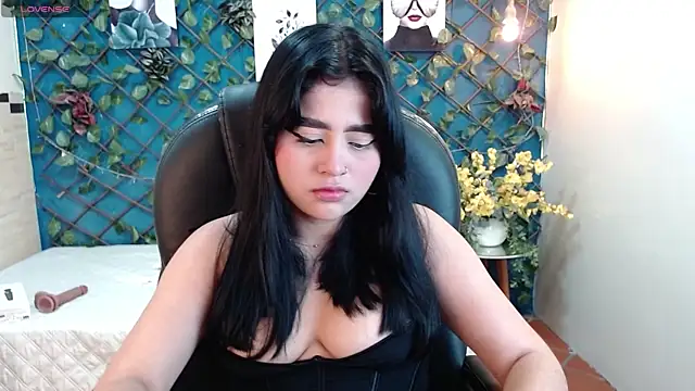 mila quin online show from 06/28/26, 12:00