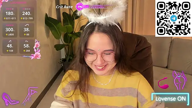 Snapshot of leylamirage chatting on 05/11/26, 12:22 leylamirage online show from 05/11/26, 12:22