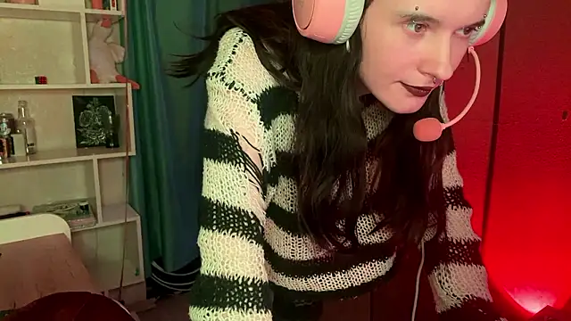 Snapshot of MabelDefina chatting on 03/07/26, 01:08 MabelDefina online show from 03/07/26, 01:08