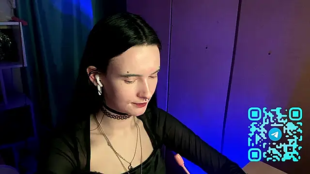 Snapshot of MabelDefina chatting on 03/26/26, 11:05 MabelDefina online show from 03/26/26, 11:05