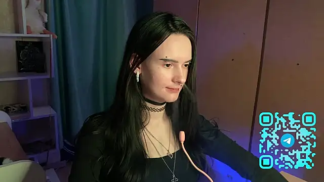 Snapshot of MabelDefina chatting on 04/01/26, 01:41 MabelDefina online show from 04/01/26, 01:41