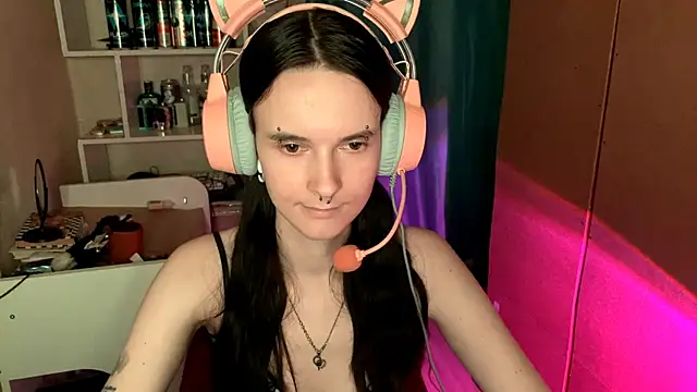 Snapshot of MabelDefina chatting on 06/10/26, 05:07 MabelDefina online show from 06/10/26, 05:07
