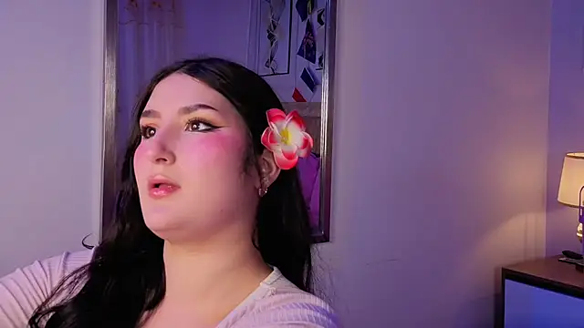 zoe moon   online show from 07/04/26, 12:22