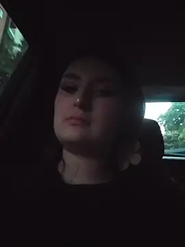 zoe moon   online show from 07/14/26, 11:05