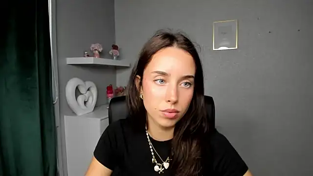 AdeleSolo online show from 06/23/26, 05:27