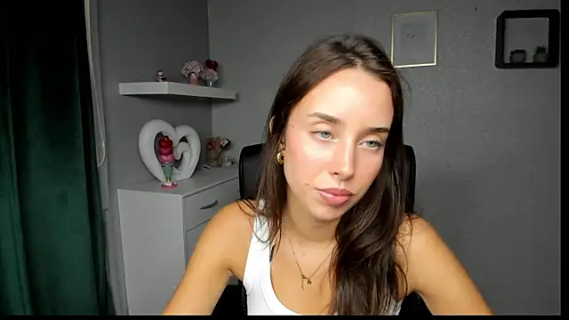 AdeleSolo online show from 07/25/26, 06:44