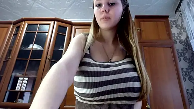 Snapshot of VictoriaDeese chatting on 03/10/26, 04:17 VictoriaDeese online show from 03/10/26, 04:17