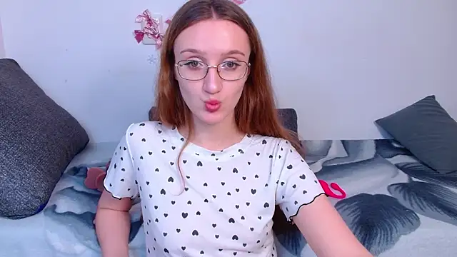 Snapshot of miay_here_ chatting on 03/12/26, 04:35 miay here online show from 03/12/26, 04:35