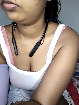 ASHANYA JAYASOORIYA online show from 03/09/26, 06:39
