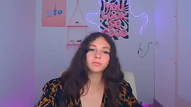 KissMeJulia online show from 07/20/26, 10:39