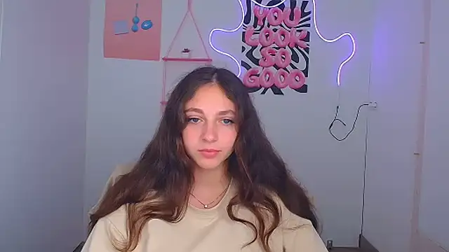 KissMeJulia online show from 07/28/26, 05:47