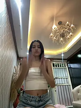 Snapshot of violetta_cutest_ chatting on 03/30/26, 11:22 violetta cutest online show from 03/30/26, 11:22