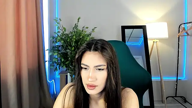 Snapshot of Adele_Lanea chatting on 04/28/26, 01:26 Adele Lanea online show from 04/28/26, 01:26