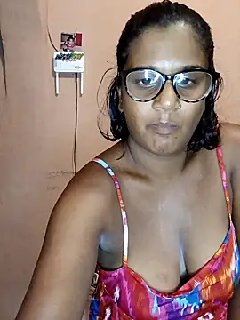 Snapshot of indianstrawberrylips4u chatting on 04/11/26, 09:19 indianstrawberrylips4u online show from 04/11/26, 09:19