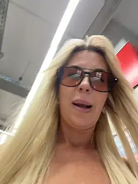 LisaMurr online show from 07/05/26, 02:02