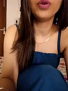 cute girl 29 online show from 07/24/26, 06:17
