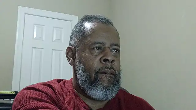 Snapshot of Cleozevo1961 chatting on 04/02/26, 05:05 Cleozevo1961 online show from 04/02/26, 05:05
