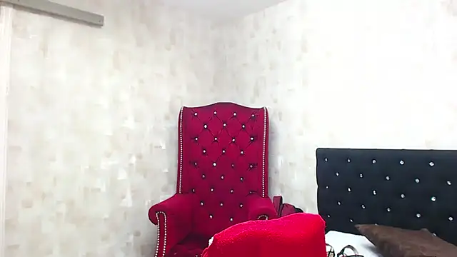 SelinaRussell online show from 07/30/26, 04:17