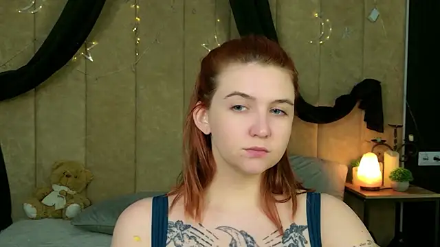 Snapshot of Melanie_Stouns chatting on 05/17/26, 03:52 Melanie Stouns online show from 05/17/26, 03:52